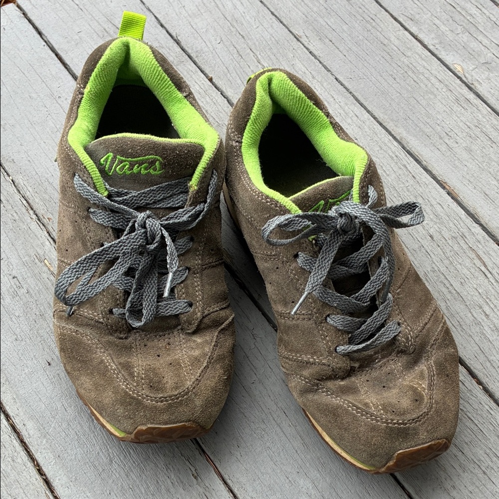 Vintage Vans sneakers, size 7.5 (fits like 6.5).